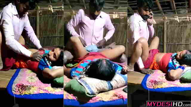Indian Housewife Cuckold โ Desi Bhabhi Fucks In Front Of Husband