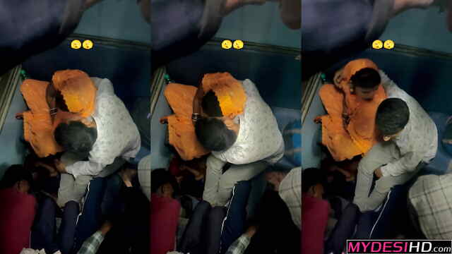 Viral Indian Couple Train Encounter – Passionate Uncut Footage